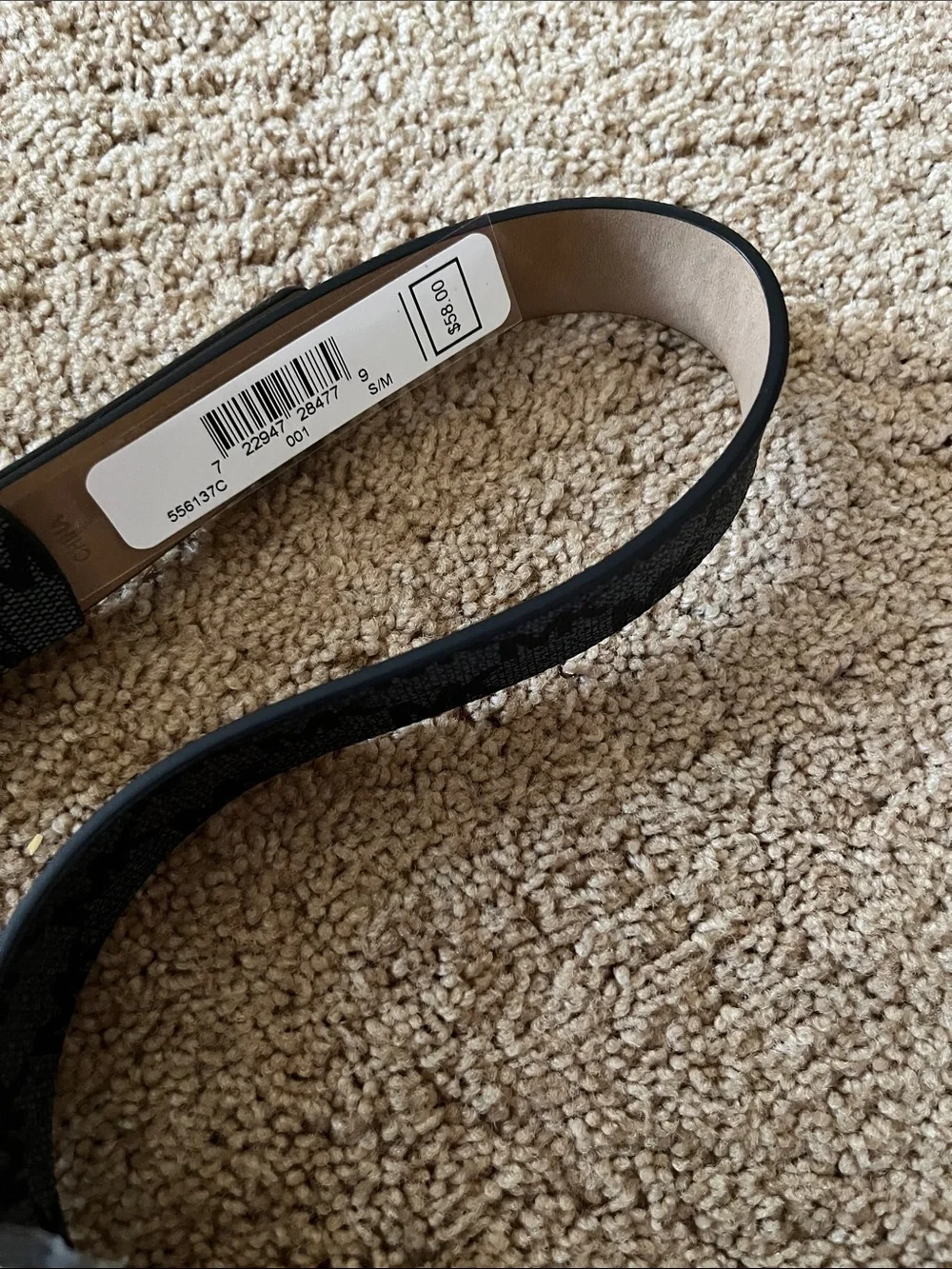 Michael Kors signature mk